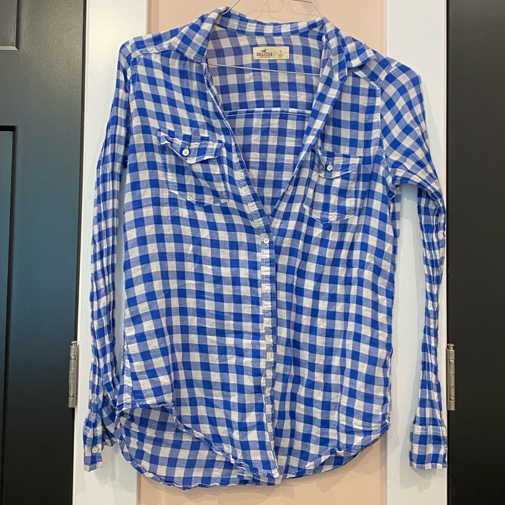 Blue gingham button up